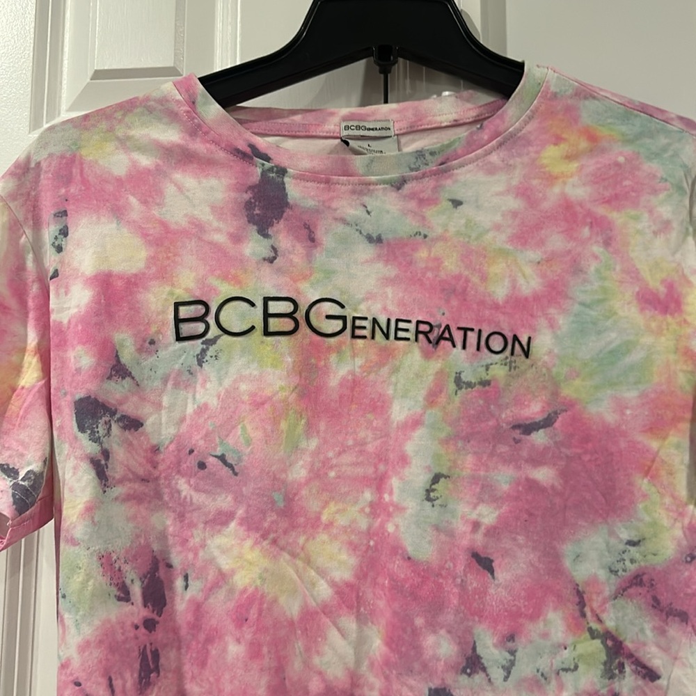 BCBGeneration Multicolor Cotton Short Sleeve Boxy Tee - Picture 2 of 4